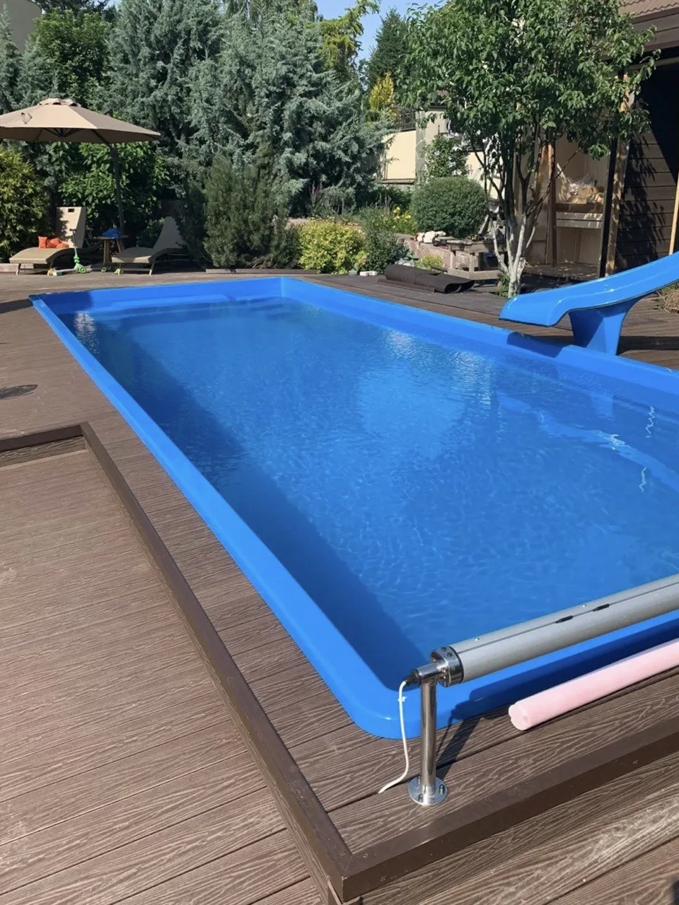 Laguna 9 установлен на участке в Климовске